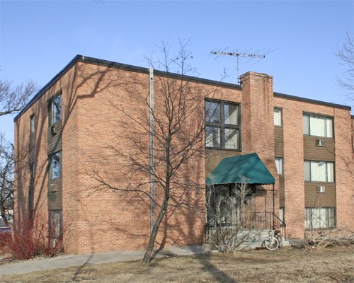 122 Spring Street River Falls