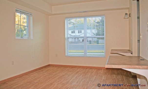 Bedroom (Double Desks)