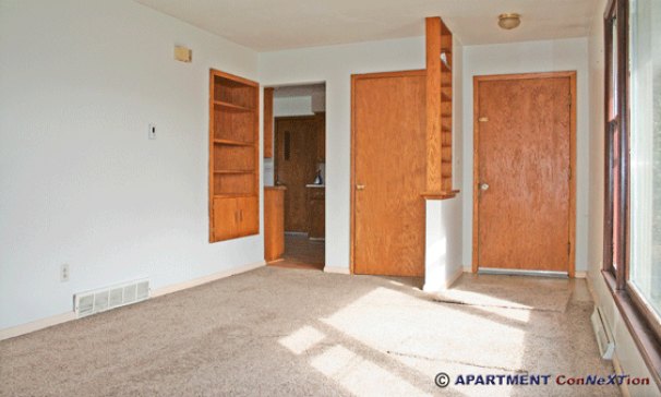 Living Room (toward kitchen & entry)