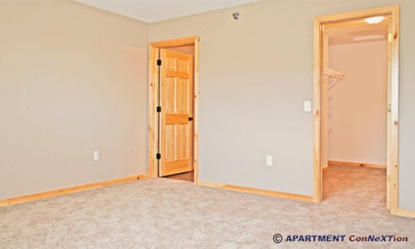 Bedroom 1 Closet & Private Bath Access