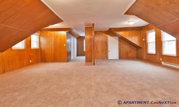 Upper Bedroom